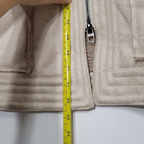 Le Grenier Tan Women's Faux Shearling Zip-Up Long Sleeve Cozy Warm Inside Medium - Picture 11 of 11